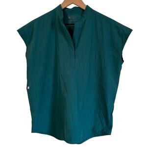 FIGS Rafaela Oversized Scrub Top™ in Caribbean Blue, Size XS
